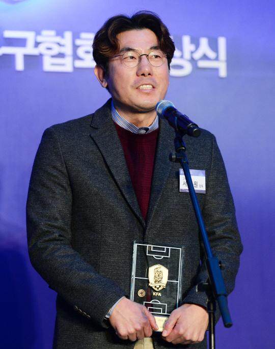 高尔夫-国足40强赛对手新帅锁定韩国最佳 系江苏旧人推荐